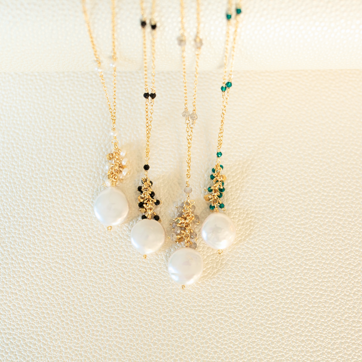 The Marea Pendant