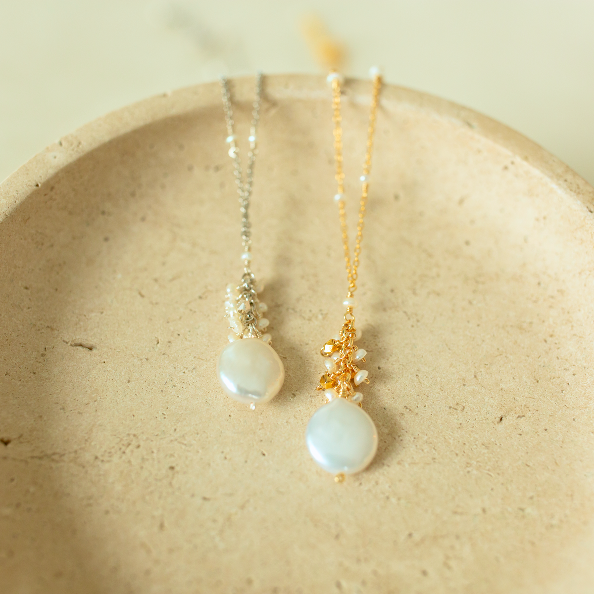 The Marea Pendant