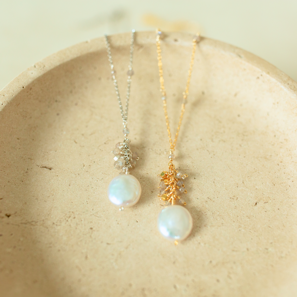 The Marea Pendant