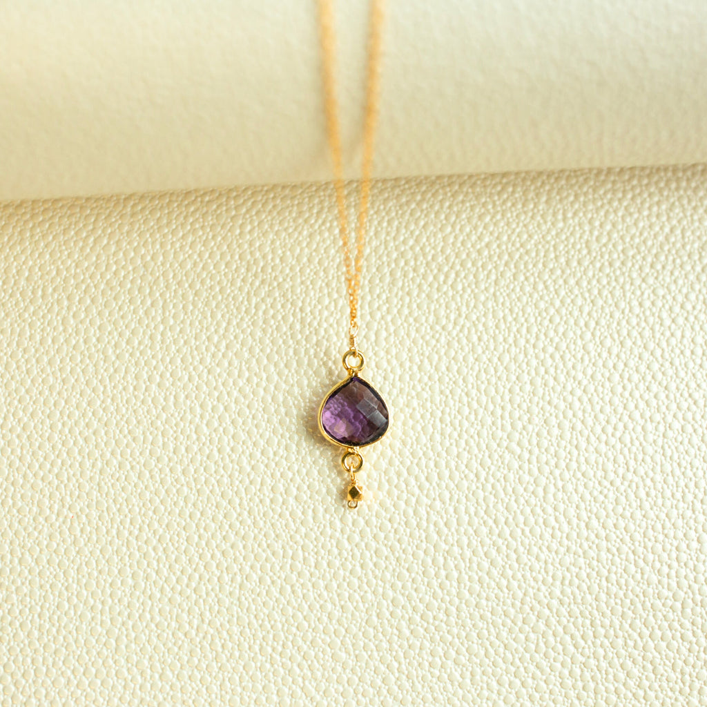 The Amethyst — natural amethyst pendant necklace with a fine golden chain, additional view 3